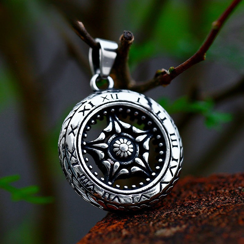 Stylish Titanium Steel Car Tire Roman Digital Pendant for Men - Hot-Selling Stainless Steel Fashion Accessory