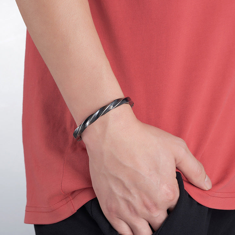 National Style Retro Titanium Steel Horseshoe Bracelet for Men