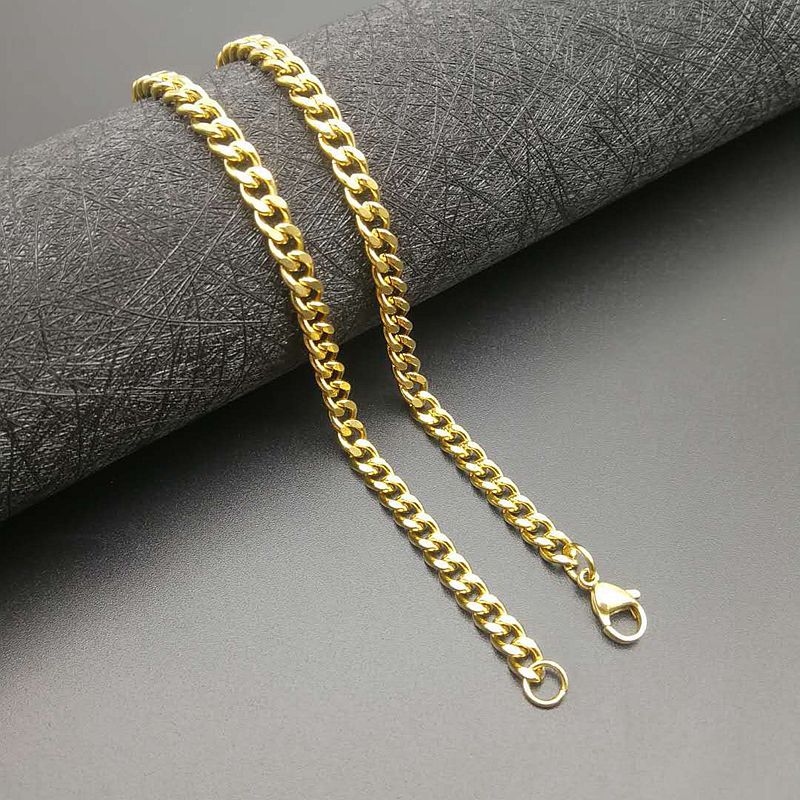 Steel Necklace – Elegant Eye of Horus Pendant