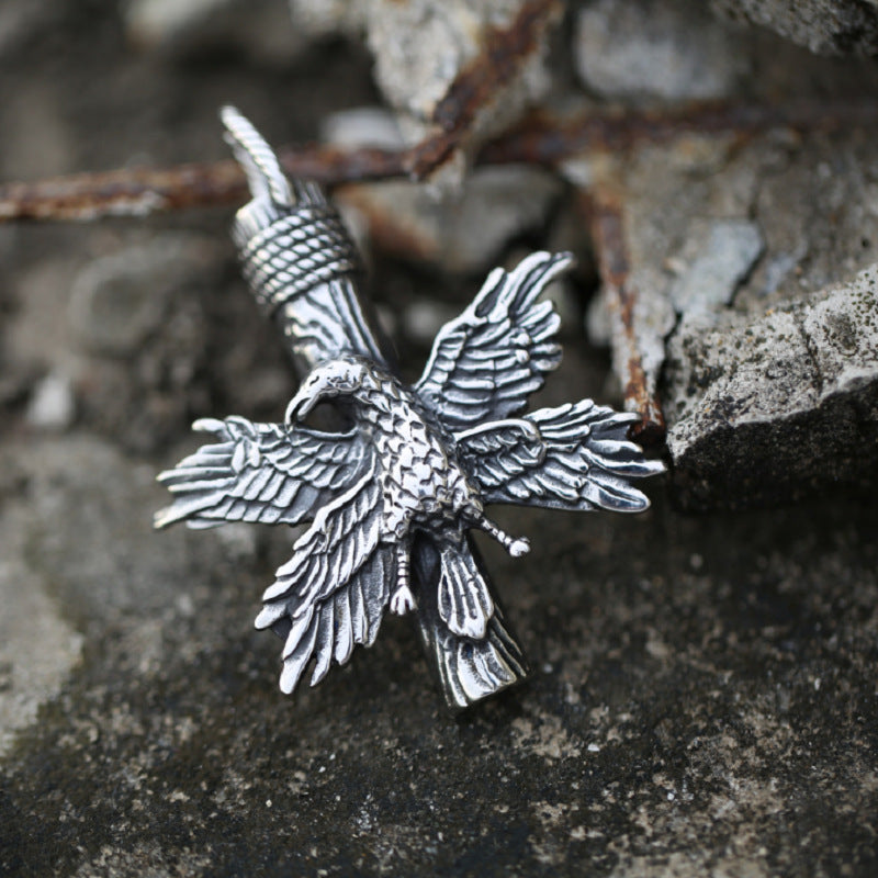 Retro Titanium Steel Eagle Pendant for Men - Hip-Hop Style Personalized Animal Jewelry