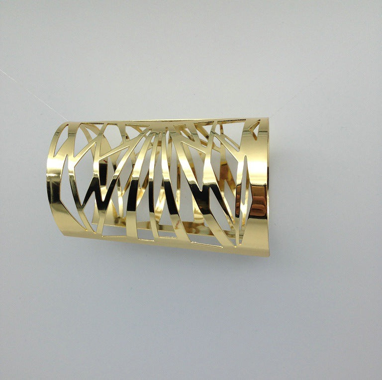 Exaggerated Geometric Hollow Bracelets for the Fashion-Forward Woman