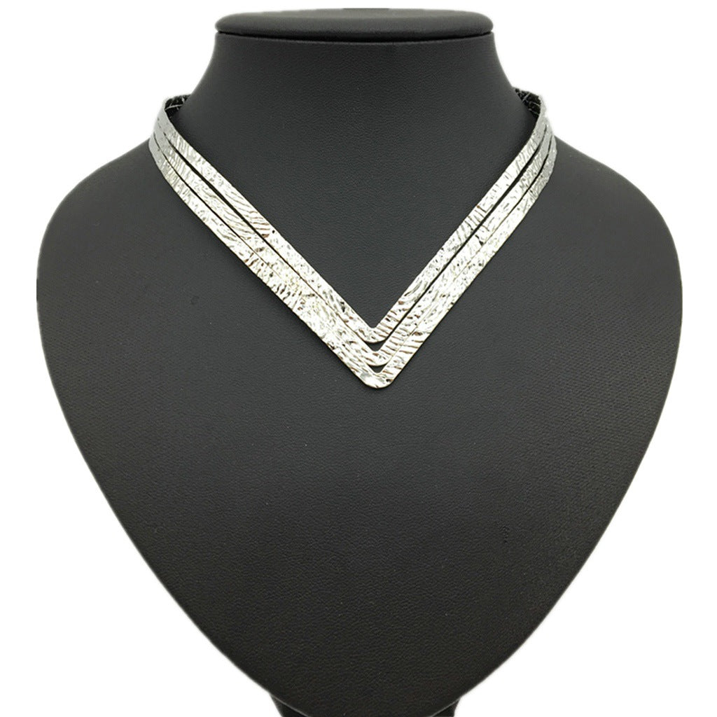 Planderful Savanna Rhythms Necklace – Simple Shape Metal Texture Design