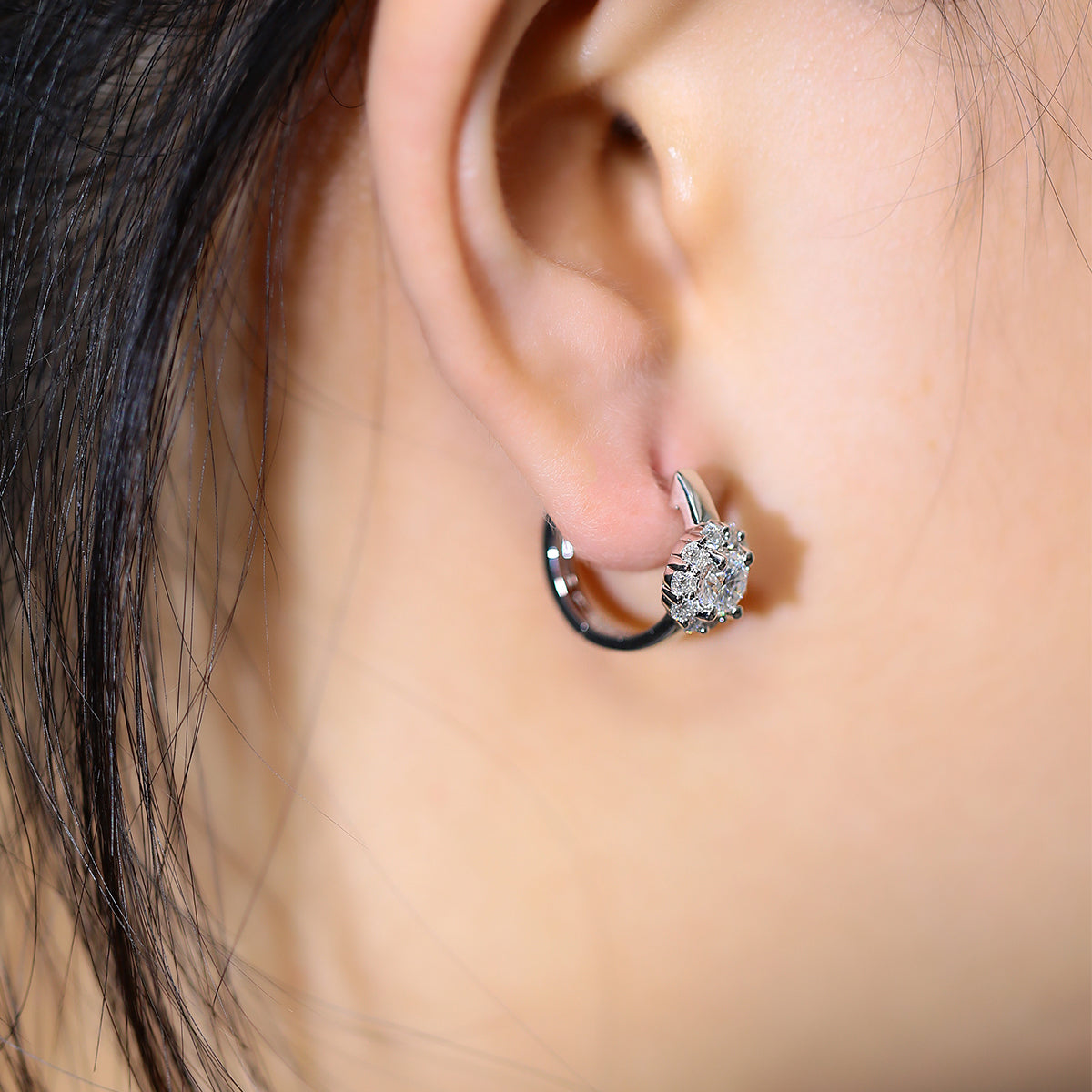 Planderful Moissanite Sunflower Hoop Earrings 1.6CT S925 Sterling Silver Sparkling Gift For Women