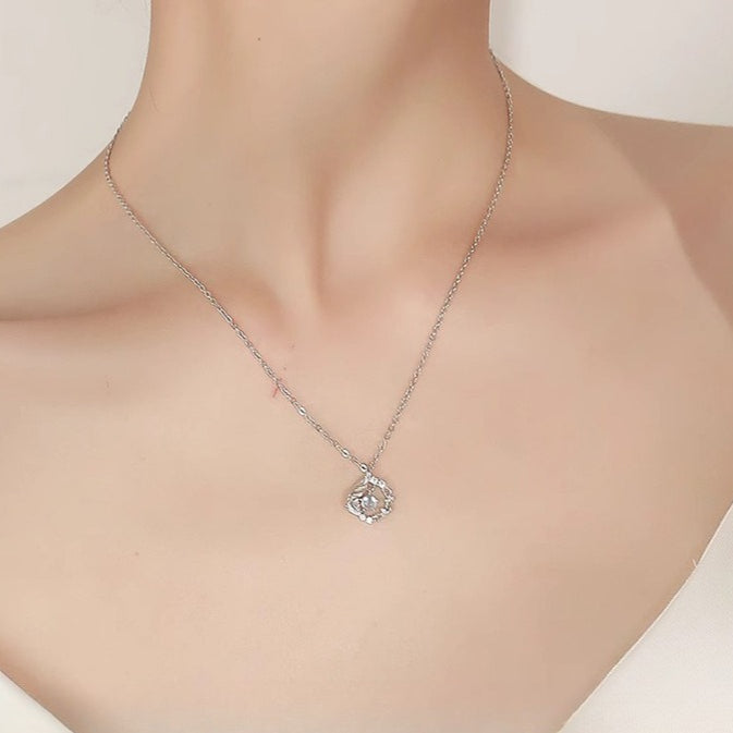 Planderful Sterling Silver Blue Eucalyptus Bird Necklace Luxurious Collarbone Chain Gift for Girlfriend