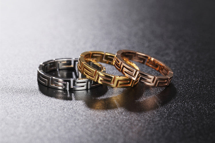 Rose Gold Hollow Great Wall Pattern Titanium Ring