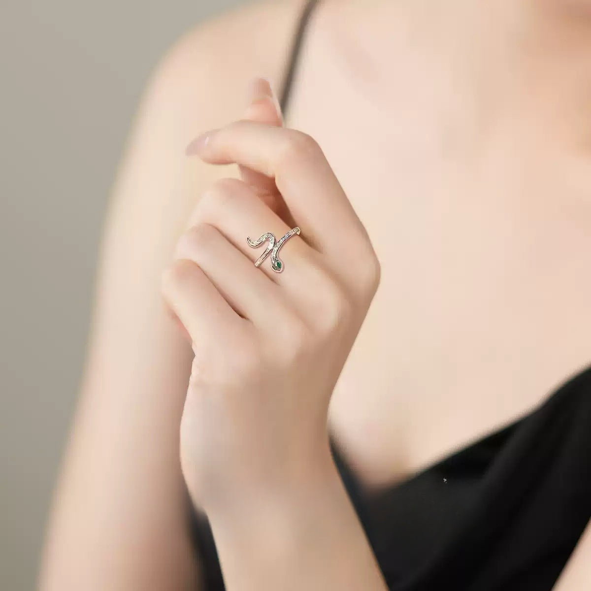 Planderful Everyday Genie – 925 Sterling Silver Inlaid Snake Ring for Women's Fashion Niche Design