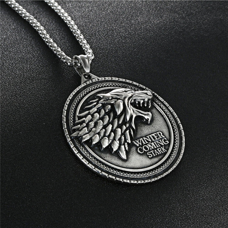 Punk Titanium Steel Wolf Pendant Necklace for Men - Retro European and American Style