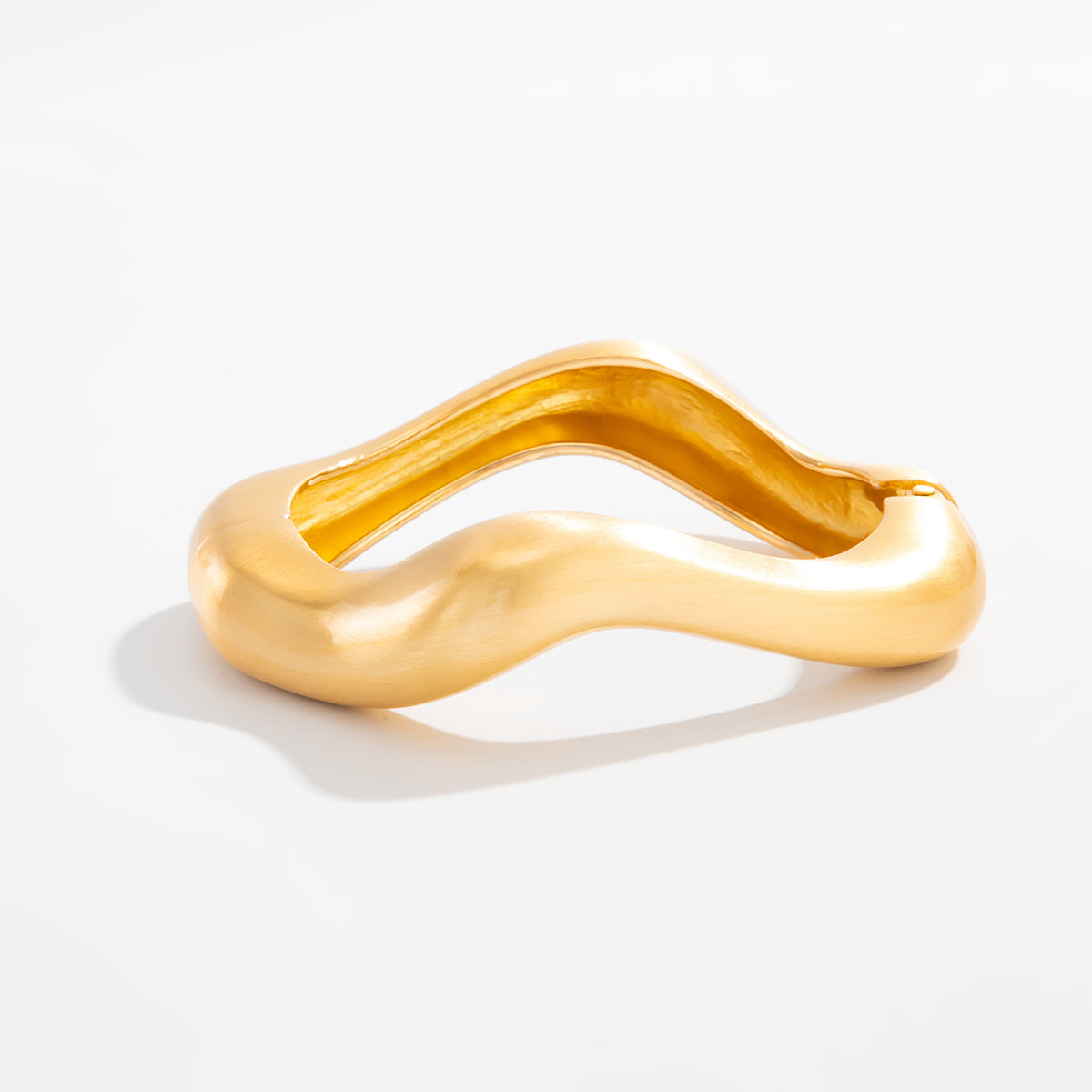 Business Water Drop Spring Buckle Opening Bracelet Smooth Irregular Bracelet