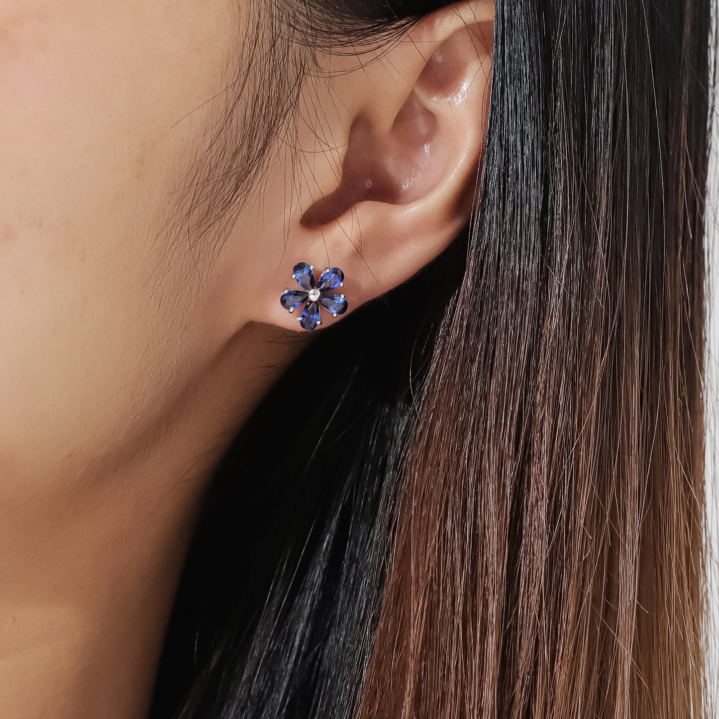 Five-Petal Flower Stud Earrings S925 Silver Lab Grown Sapphire