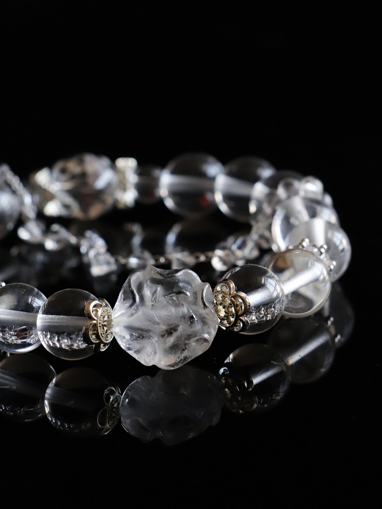Planderful Fortune's Favor Bracelet – Elegant Crystal Butterfly Design