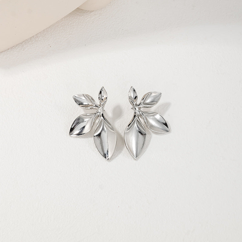 Exaggerated Metal Flower Stud Earrings - Vienna Verve Collection