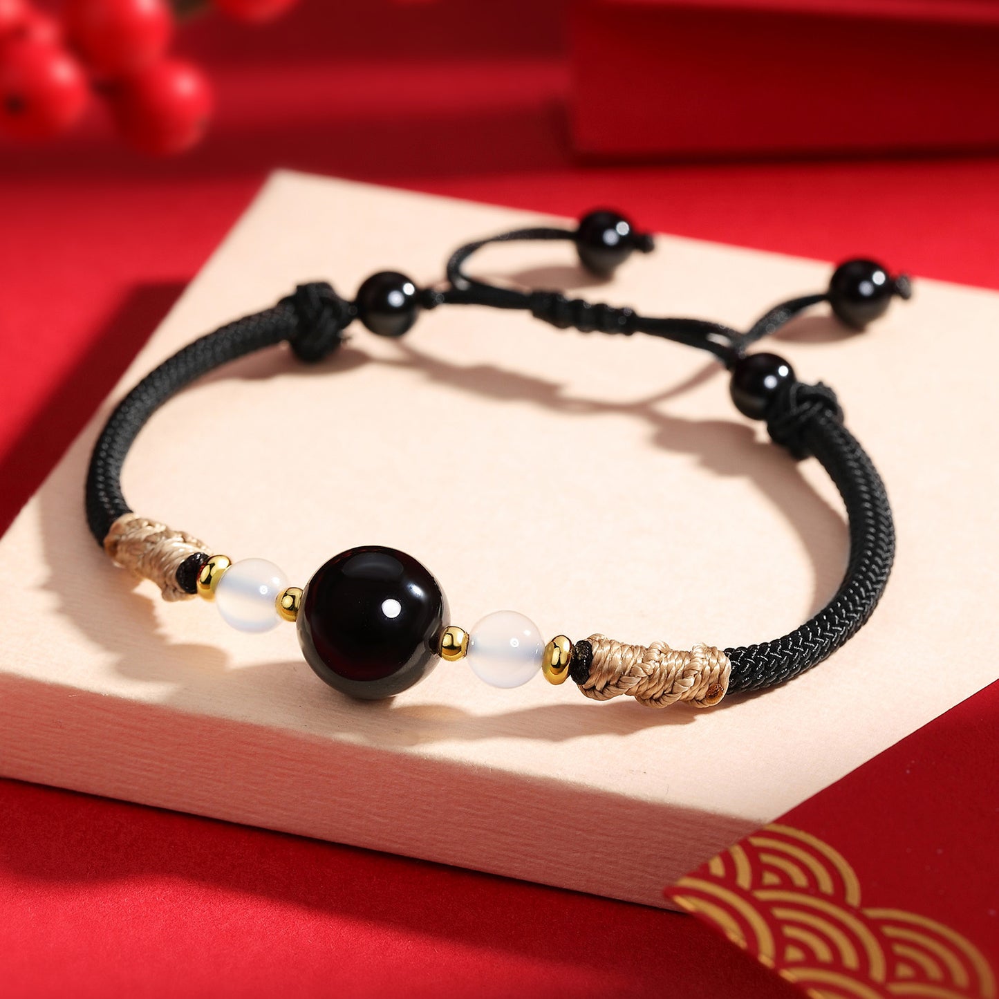 Planderful Fortune's Favor Bracelet – Hand-Woven Good Luck Couple Red Rope