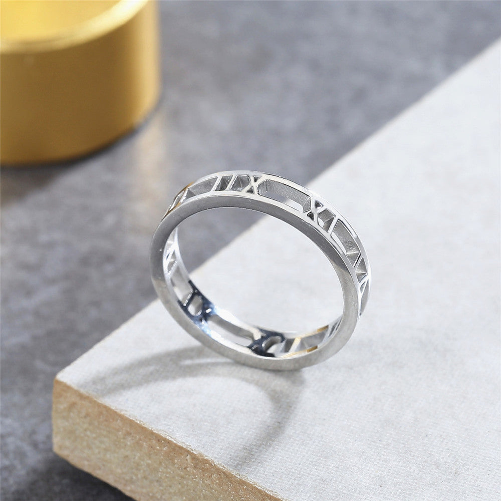 Hollowed Out Roman Digital Women's Ring