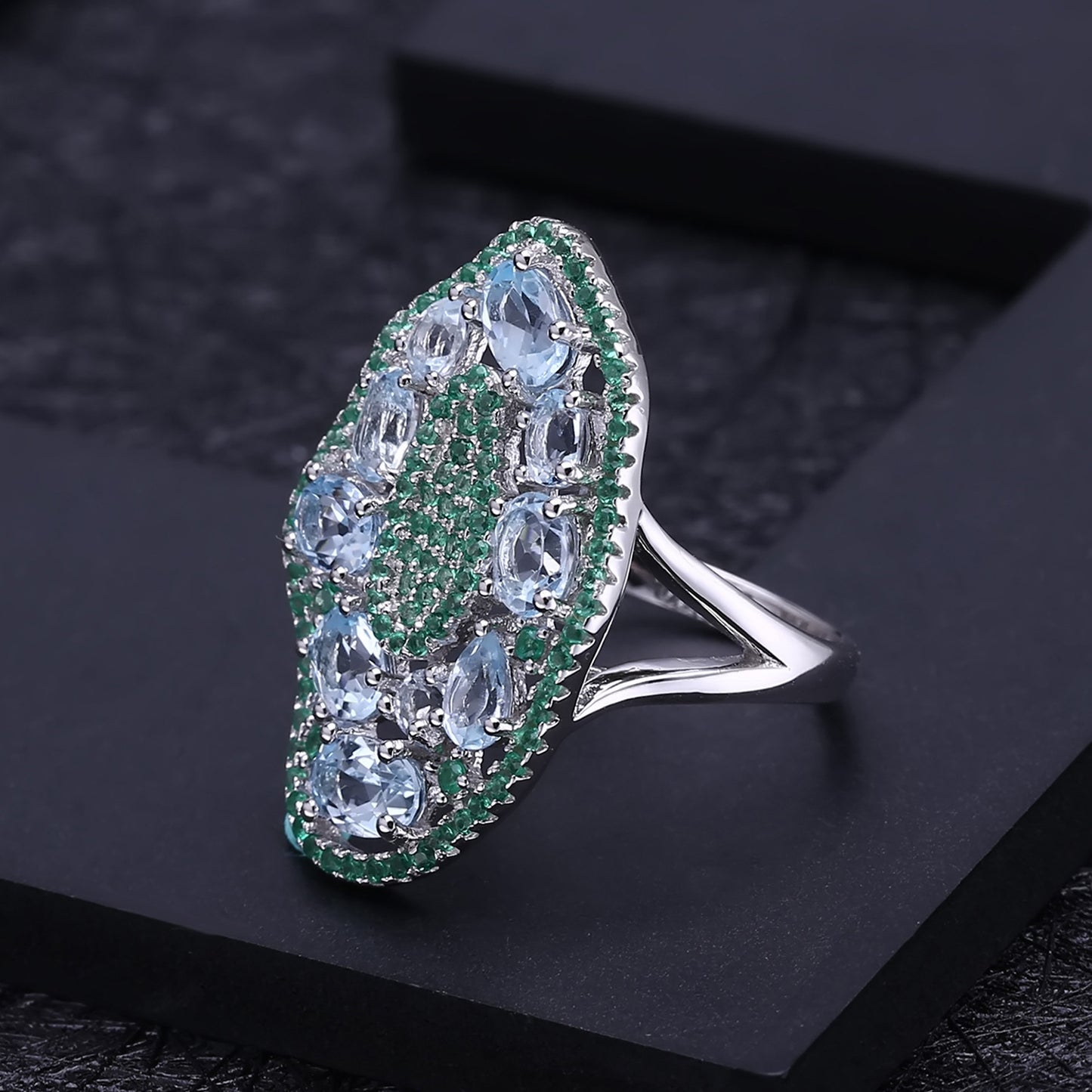 Lotus Leaf Shape Design Natural Blue Topaz Silver Ring
