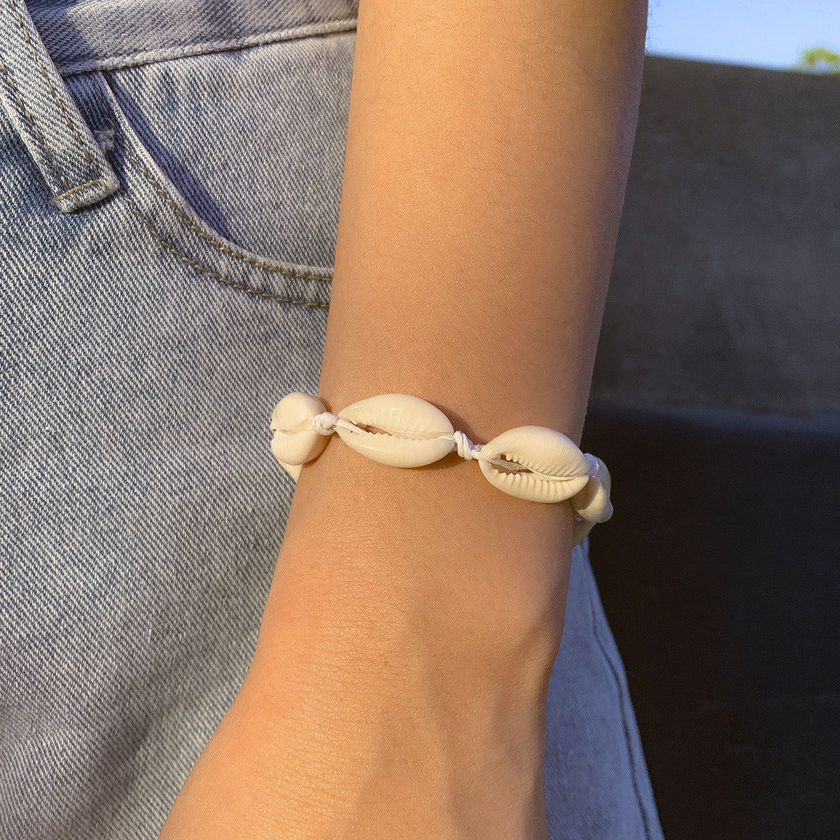 Planderful Vienna Verve Shell Pendant Bracelet For Women Adjustable Beach Woven Geometric Statement Jewelry