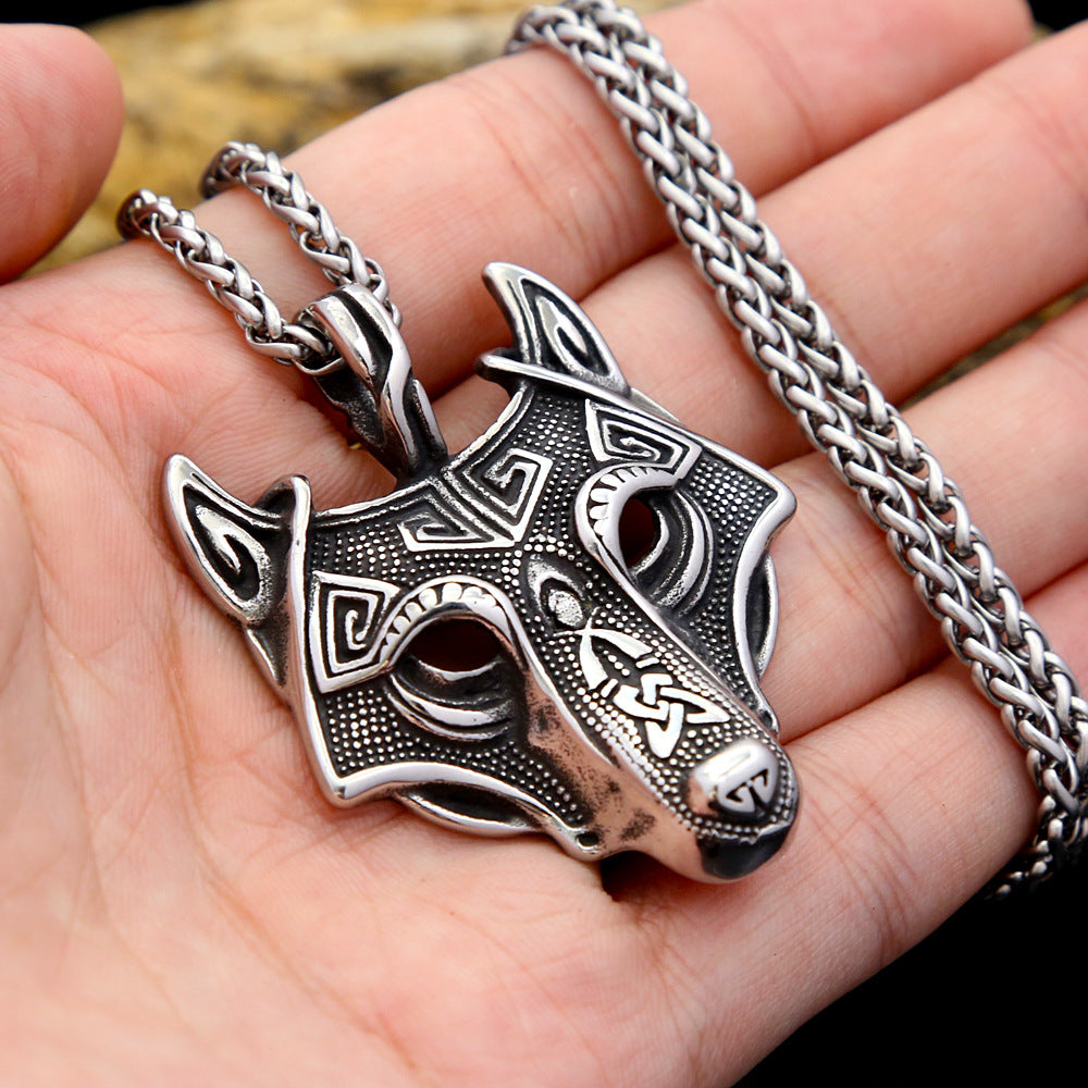 Men's Retro Titanium Steel Fox Pendant Necklace for Style