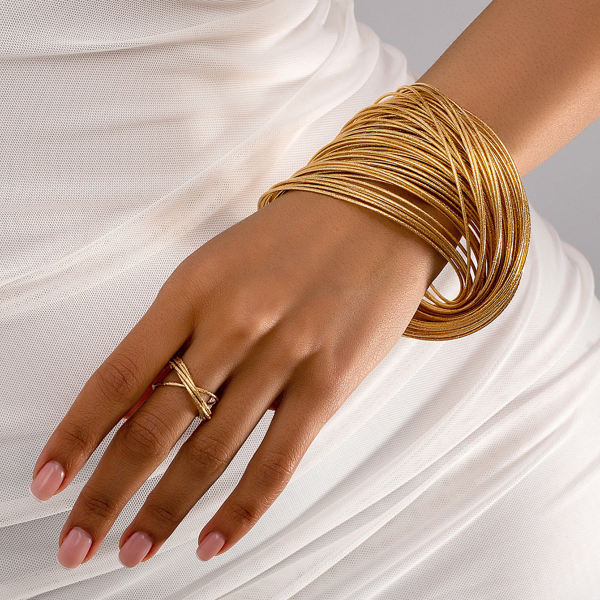 Fashionable Matte Gold Wrapped Ring Bracelet for Women