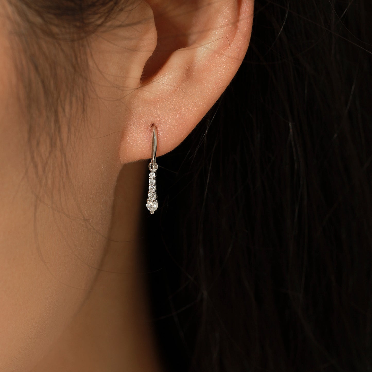 Planderful Moissanite Sparkling Earrings – Elegant Water Drop Design