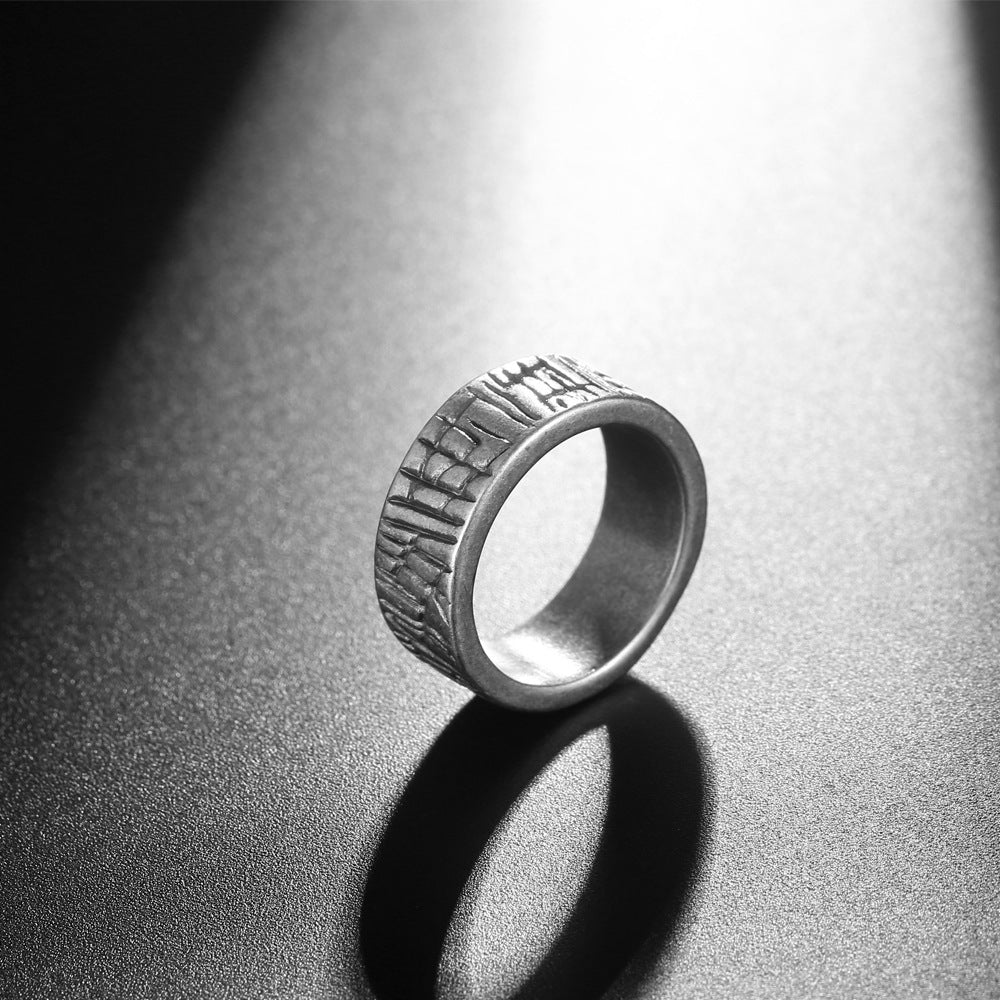Titanium Steel Fashion Ring for Men and Couples - Temperament Tail Design in White Bronze