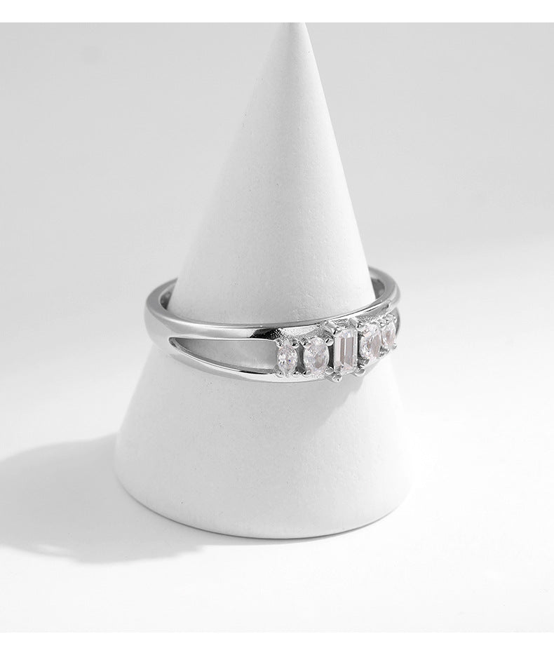 Elegant Sterling Silver Zircon Ring for Women - Everyday Genie Collection