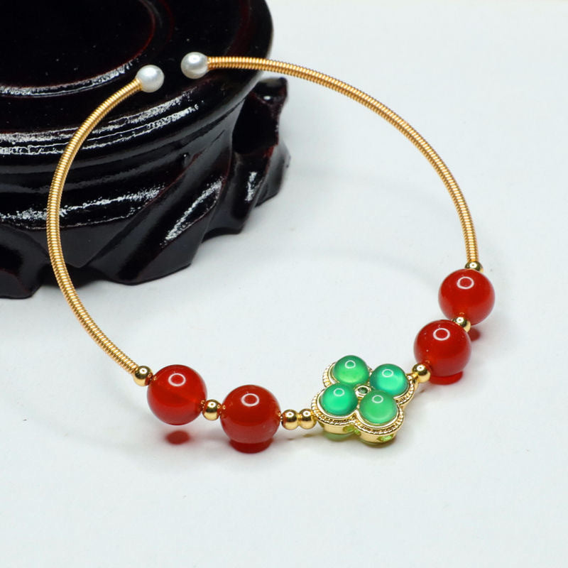 Clover Fortune Bracelet with Red Agate and Green Chalcedony Gold Accents