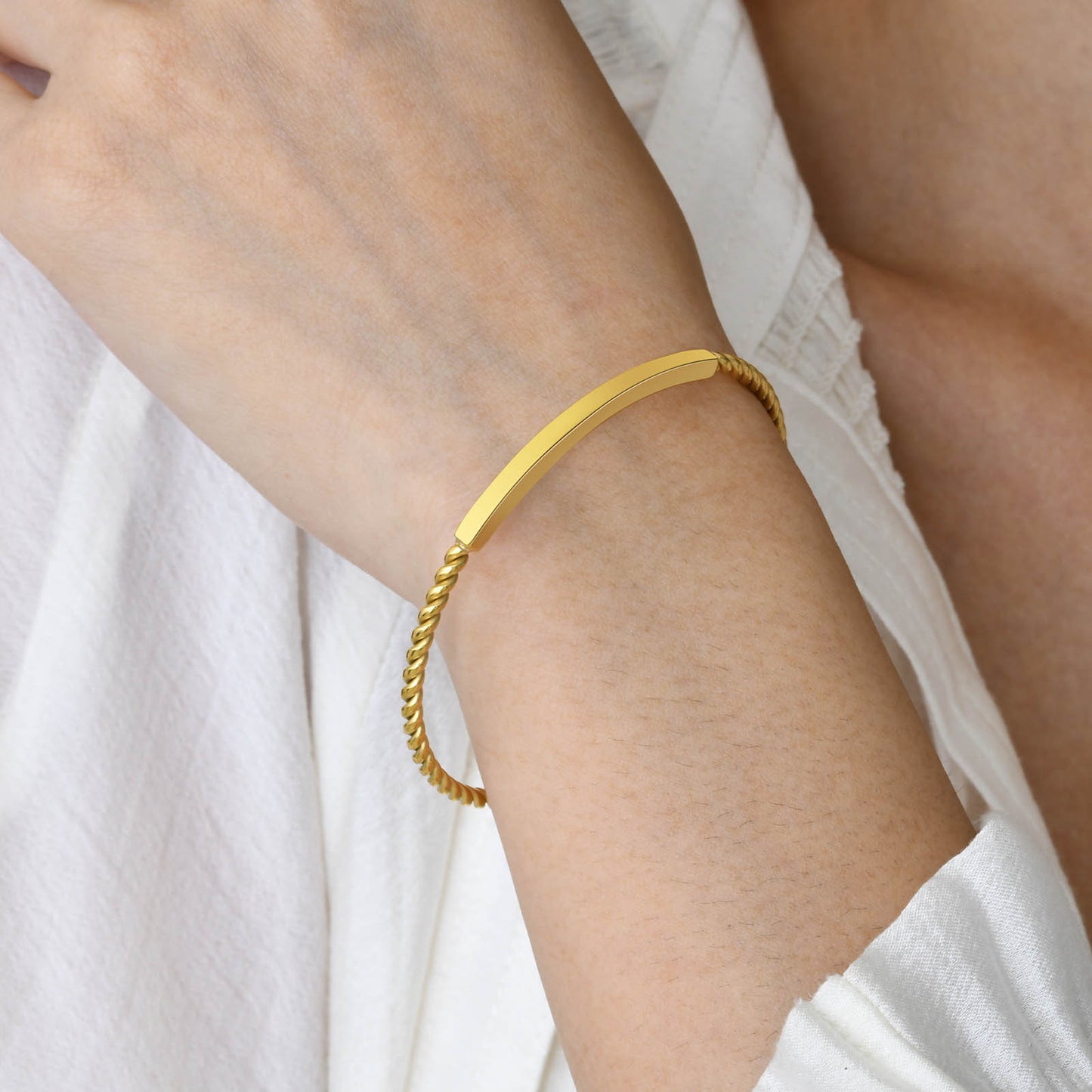 Stainless Steel Full Light Twist Adjustable Women's Bracelet Gold