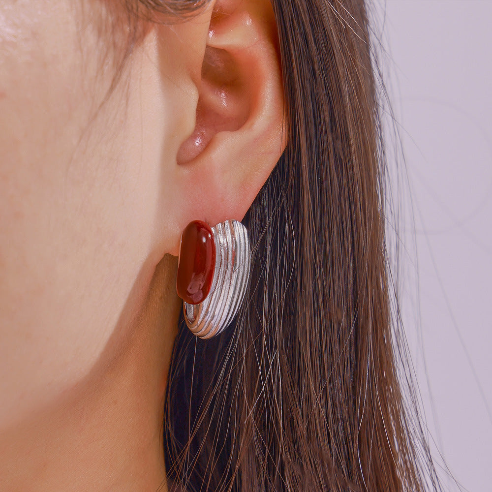 Niche Elegant British Retro Glazed Steel Earrings