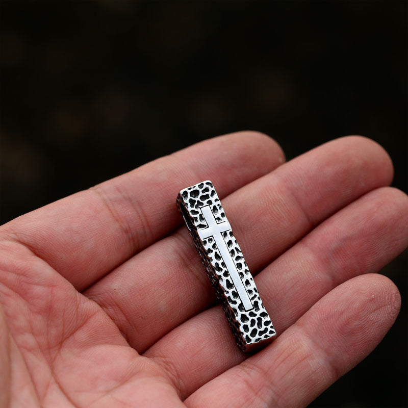 Stylish Titanium Steel Cross Pendant for Men - Retro European and American Trendy Jewelry