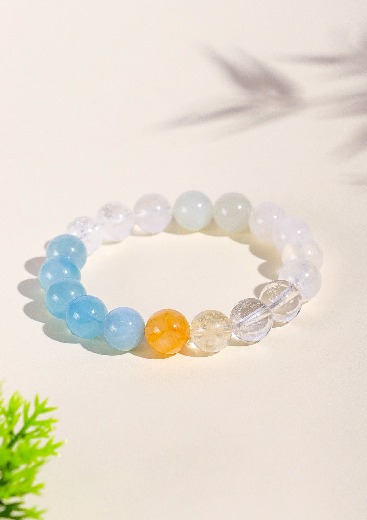Planderful Fortune's Favor Bracelet – Elegant Crystal and Moonlight Stone Design
