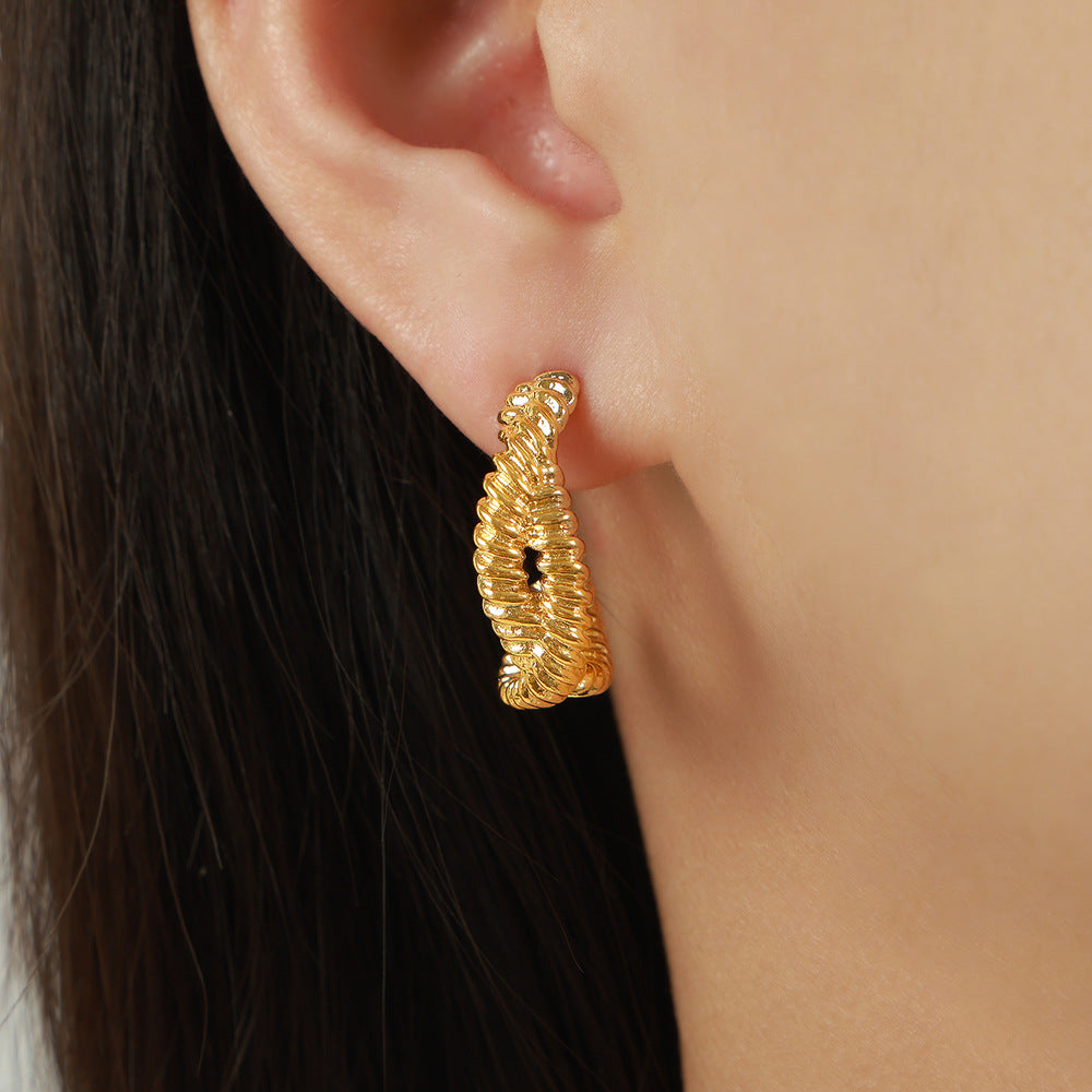 Gold-Plated Hollow Geometric C-Shaped Earrings - Planderful Everyday Genie Collection