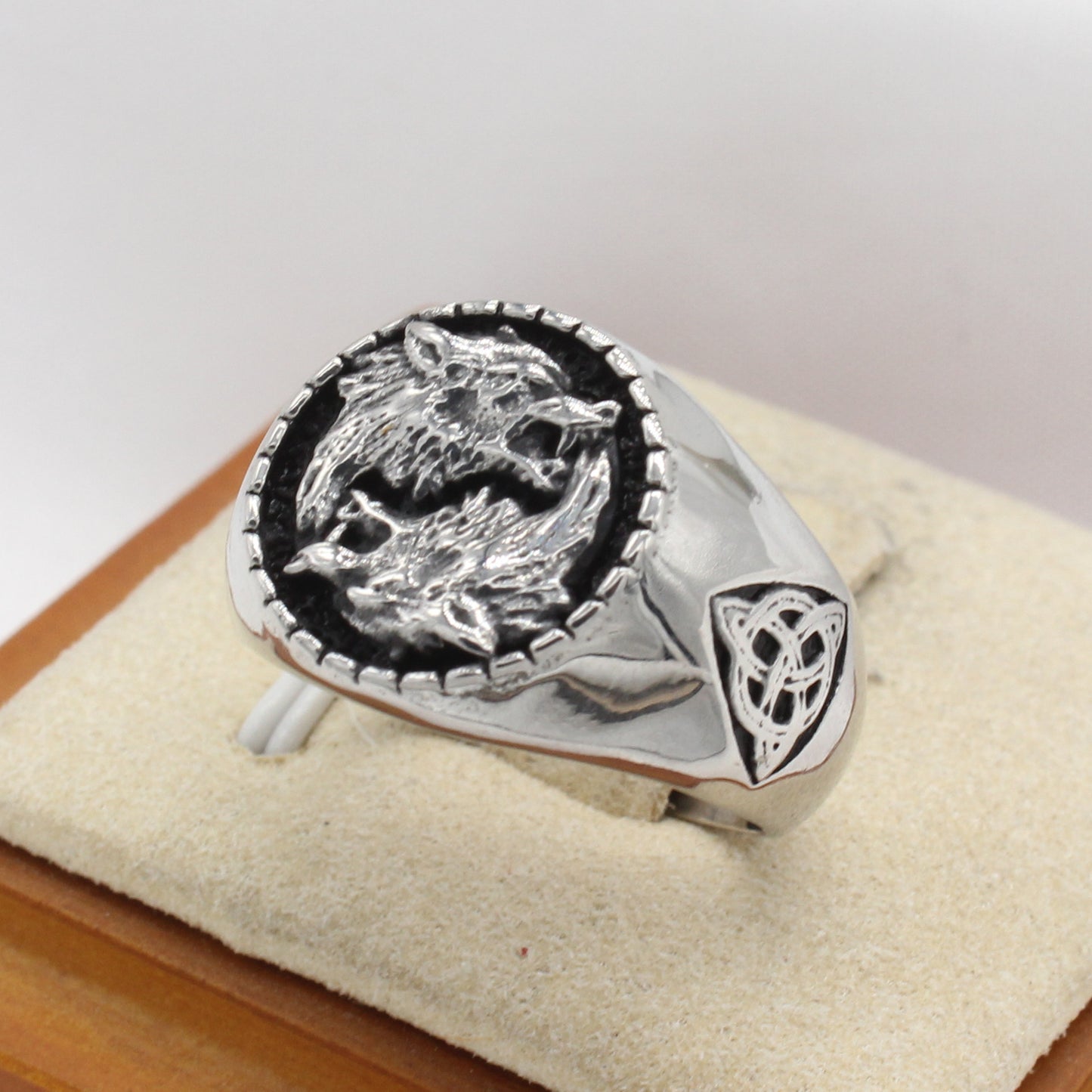 Planderful Everyday Genie Viking Direwolf Titanium Steel Ring – Personalized Retro European and American Wholesale Jewelry