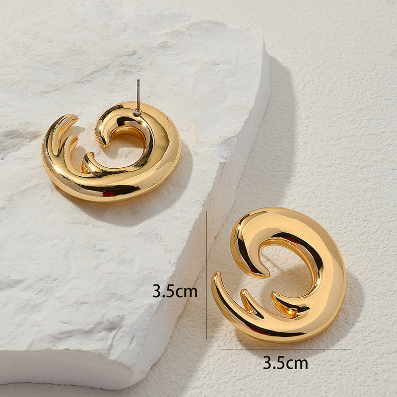 Bright Metal Spray Earrings with Unique Design