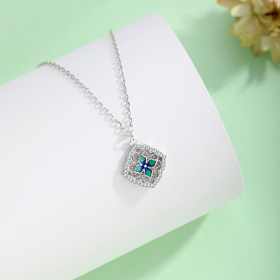 Planderful Sterling Silver Four Leaf Clover Pendant Necklace For Women Light Luxury Lace Collarbone Chain