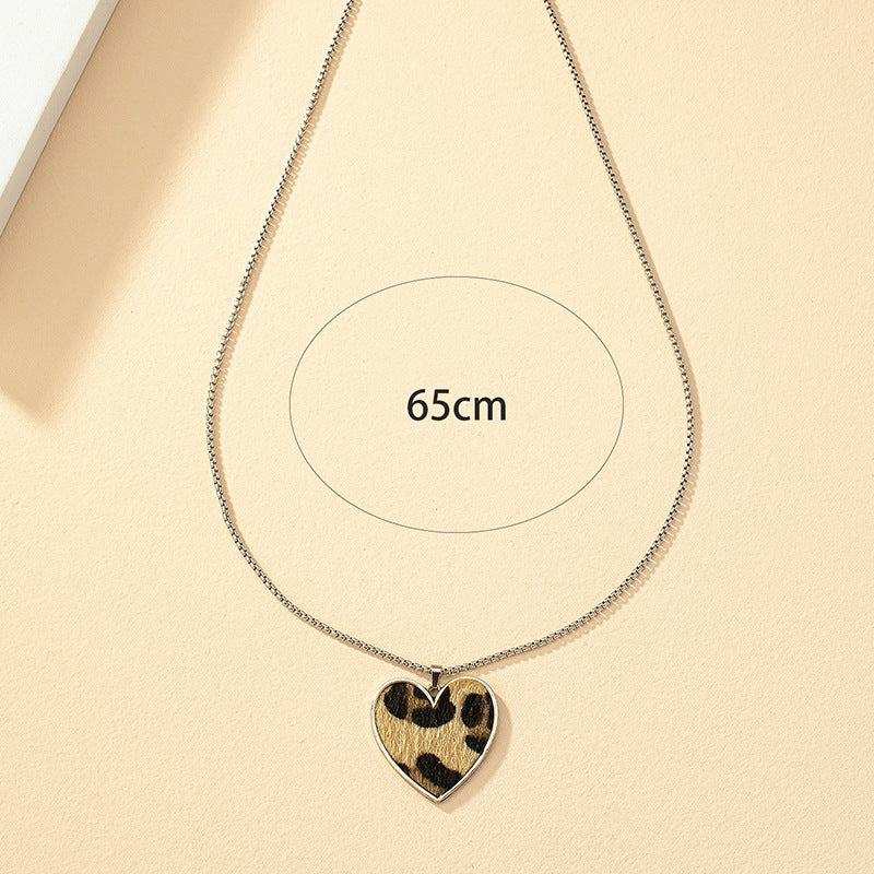 Leopard Love Retro Design Necklace - Vienna Verve Collection