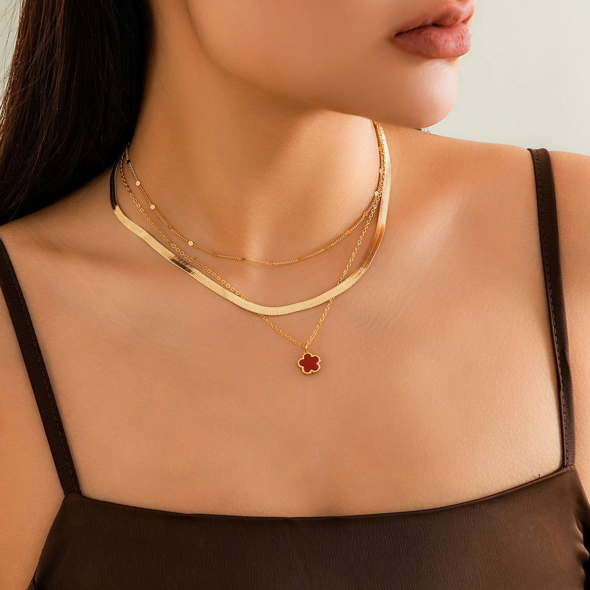 Clover Color Snake Bone Chain Necklace Set from Vienna Verve