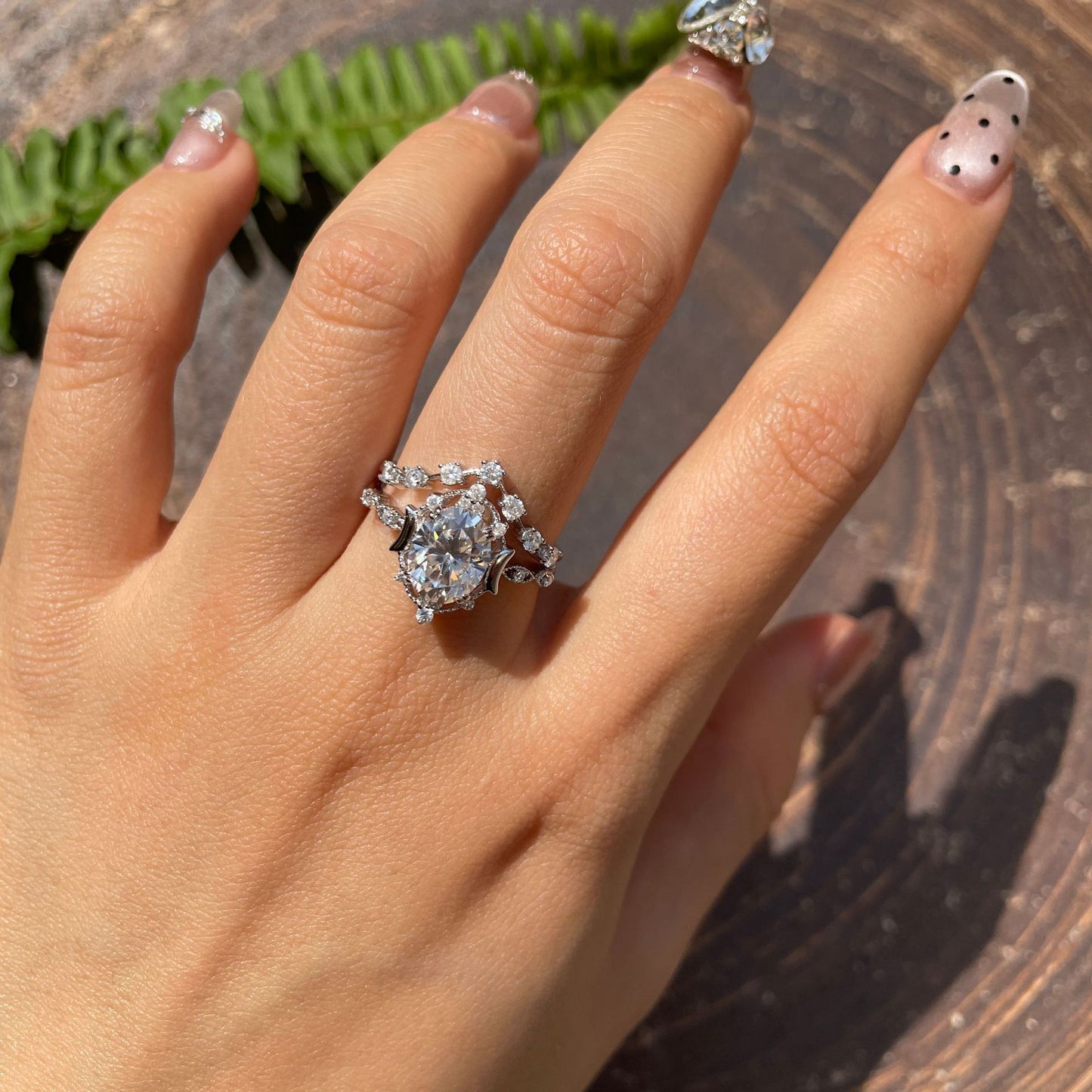 Star Moon Series 2 Carat Moissanite Engagement Ring Set