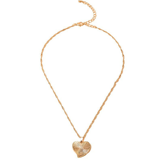 Wholesale European Retro Charm Necklace with Love Pendant
