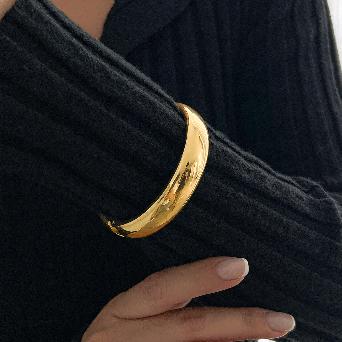Exaggerated Water Ripple Smooth Surface Wide Bracelet Alloy Ring Bracelet