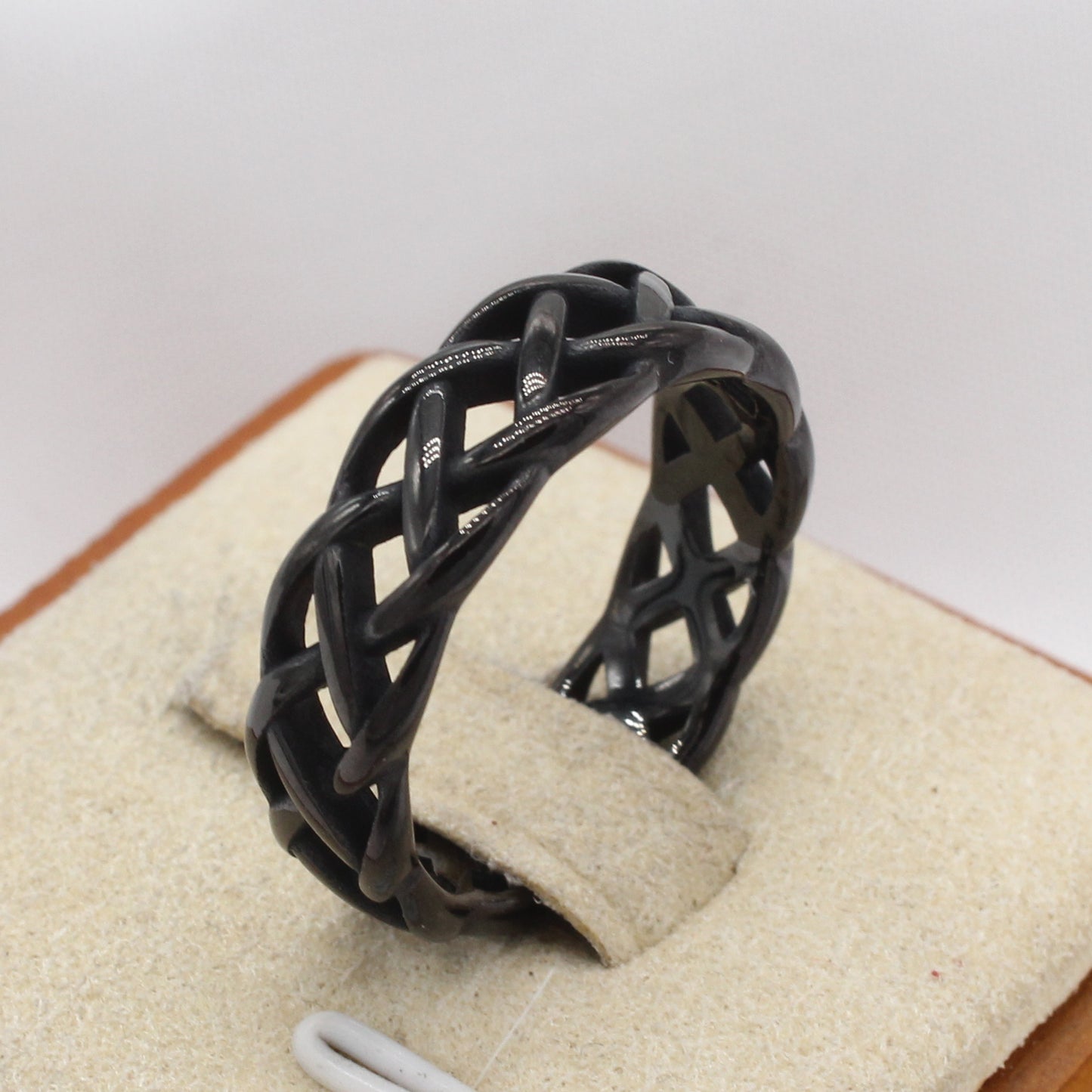 Planderful Collection Everyday Genie Woven Viking Retro Titanium Steel Ring – Stylish and Simple Design