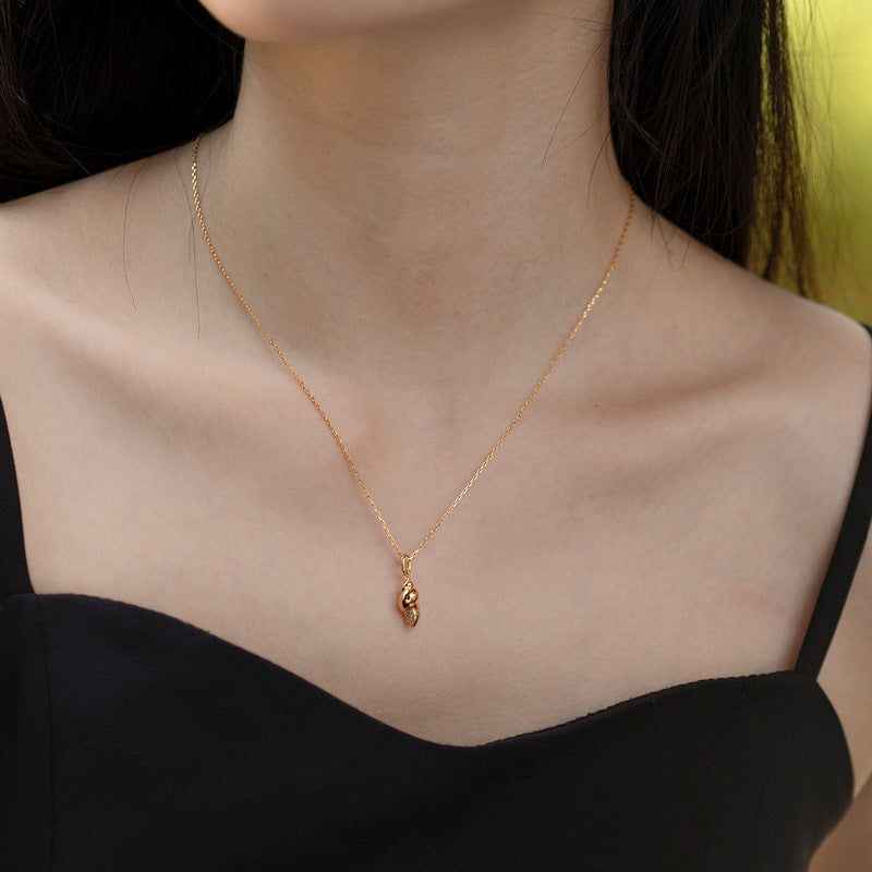 Conch Zircon Sterling Silver Pendant