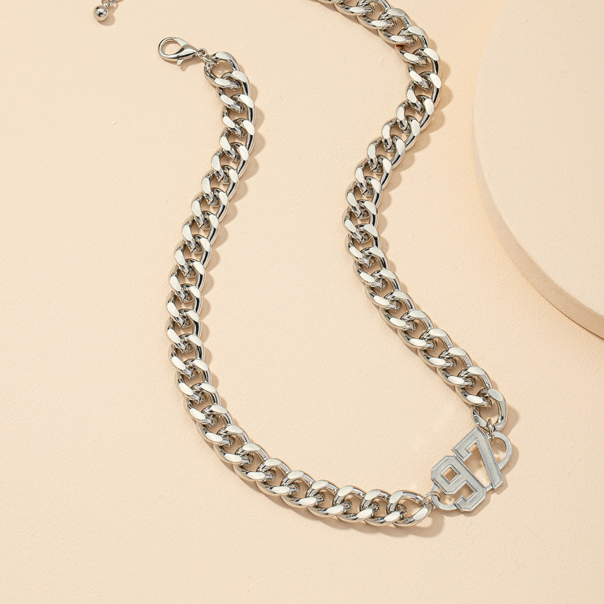 New Trendy Metal Necklace with Thick Chain - Europe & America Fashion Statement Piece