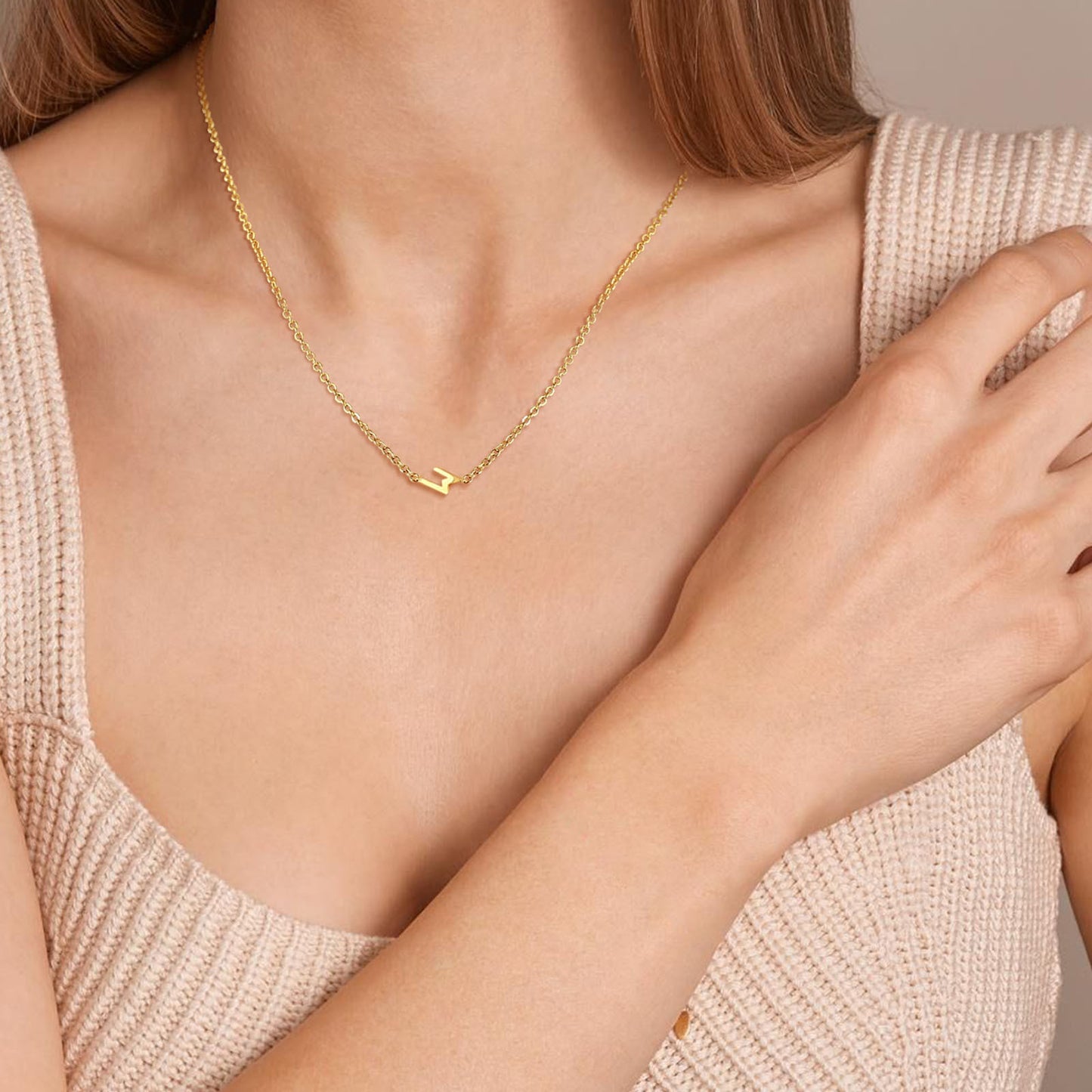 Wholesale Women's Personality Necklace Gold M Pendant Accessories