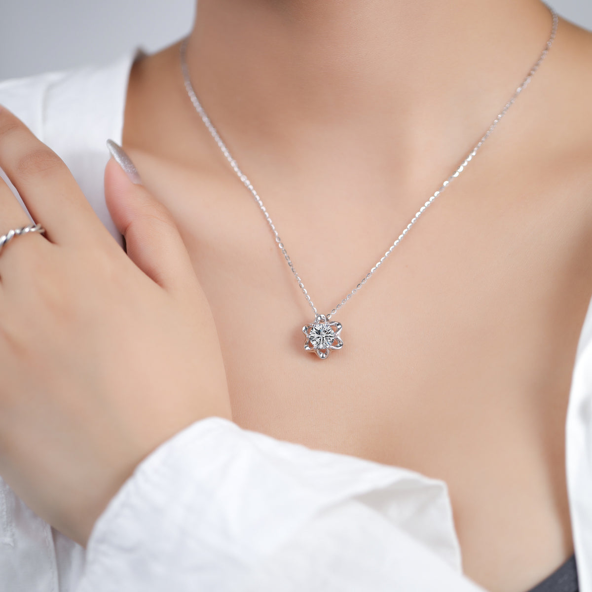 5-Carat Moissanite S925 Sterling Silver Women's Pendant Necklace