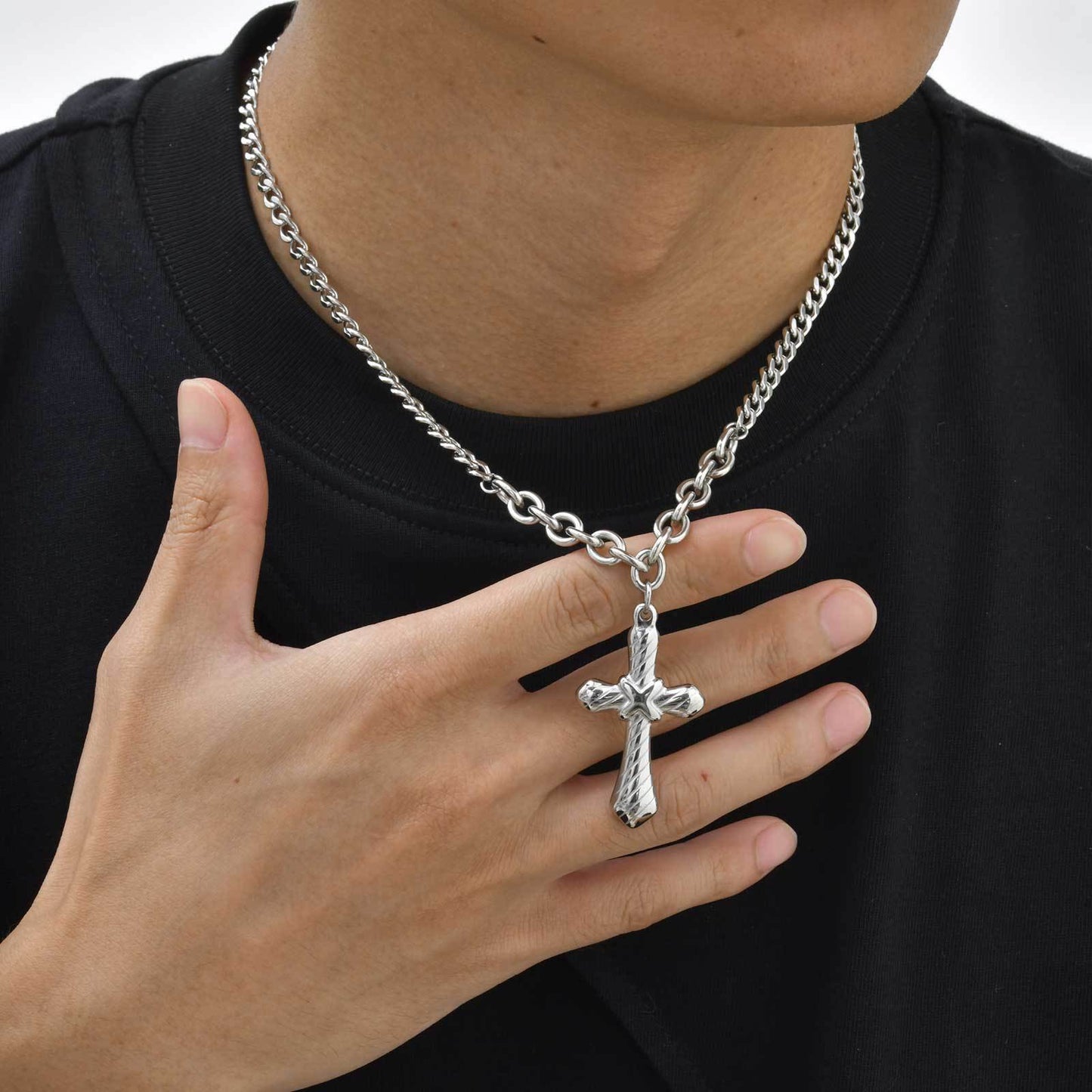 Classic – Stainless Steel Double-Sided Polished Chain Cross Necklace – Men's Accessory