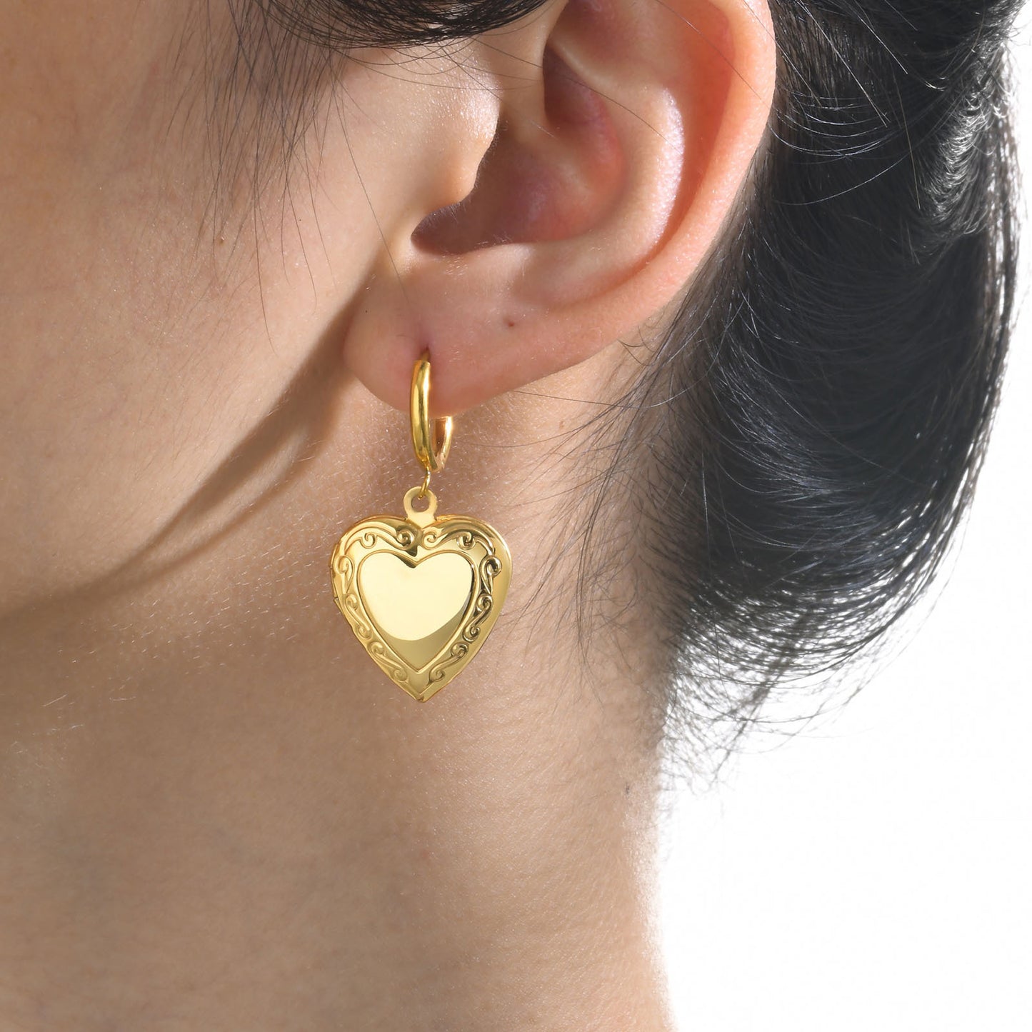 Titanium Steel Earrings Heart-Shaped Golden Personality Style