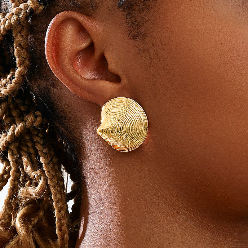 Planderful Vienna Verve Earrings – Exquisite Metal Gold Texture Design