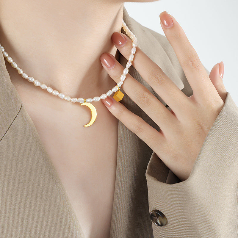 Moonbeam Freshwater Pearl Square Pendant Necklace in Titanium Steel