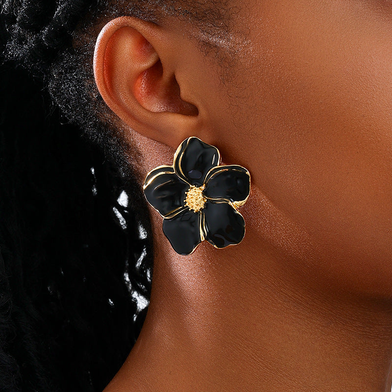 Planderful Vienna Verve Earrings – Stylish Exaggerated Floral Design