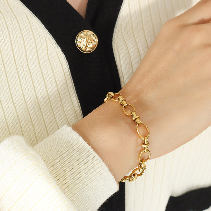 Chic Thick Chain Bracelet with a Cold Wind Style