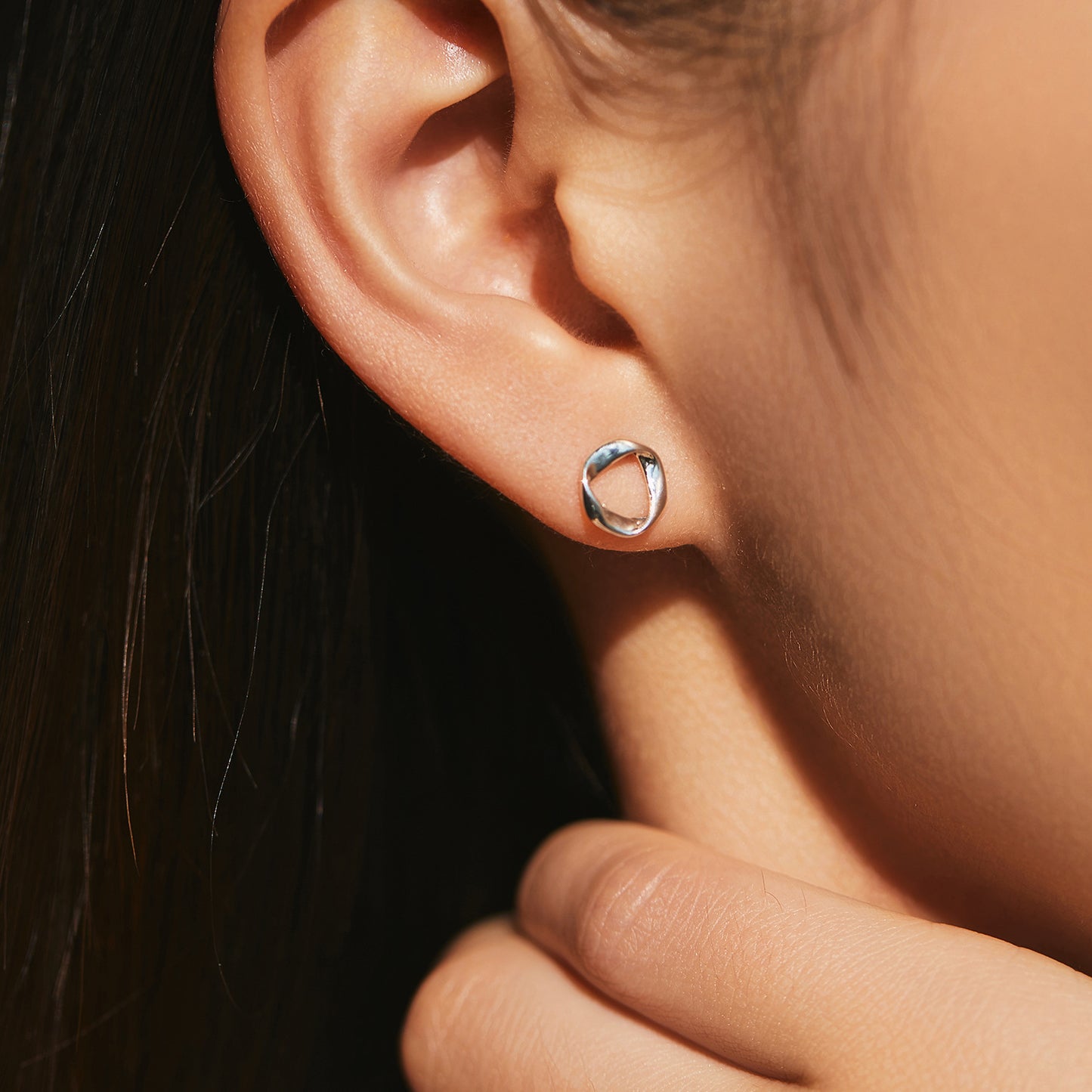 Planderful Everyday Genie Earrings – Unique Wavy Pattern Design